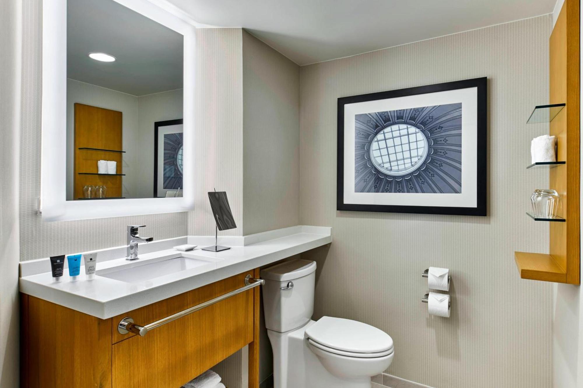 Delta Hotels By Marriott Richmond Downtown Luaran gambar