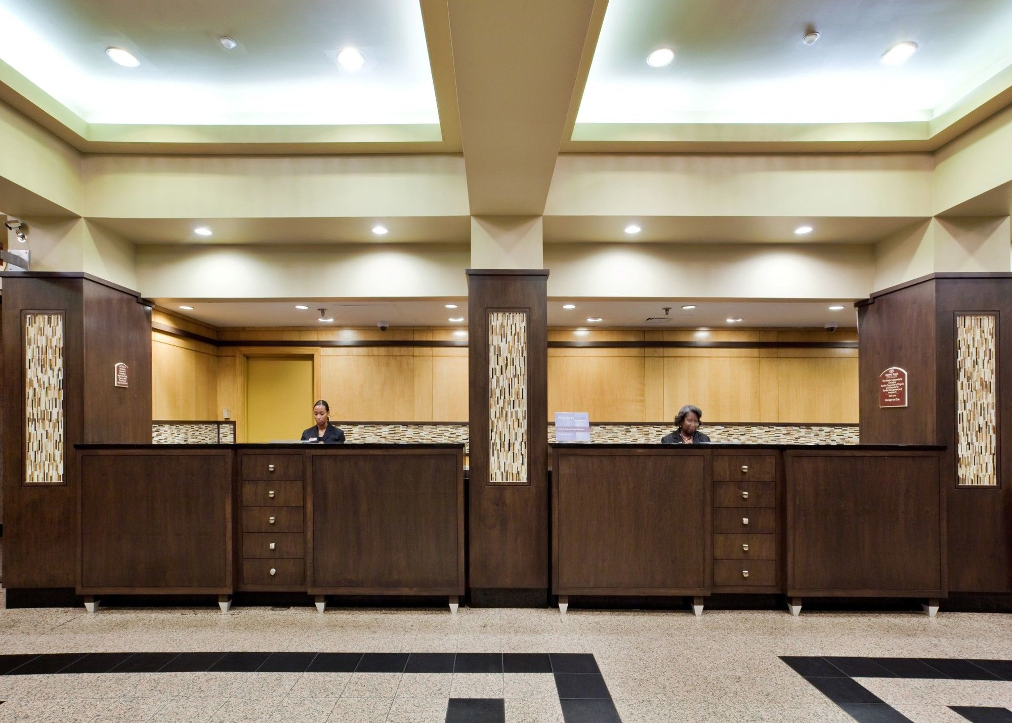 Delta Hotels By Marriott Richmond Downtown Dalaman gambar
